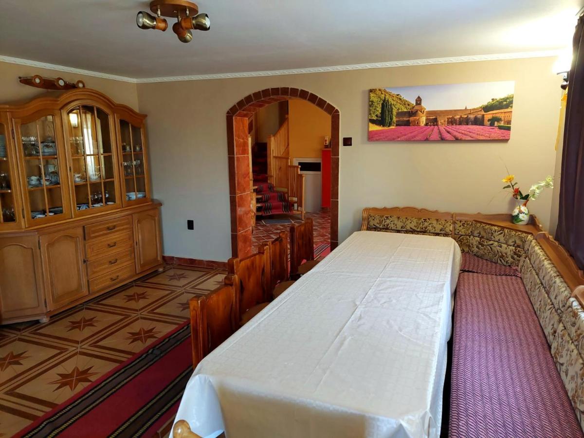 Hotel Casa Neagu Covasna Esterno foto